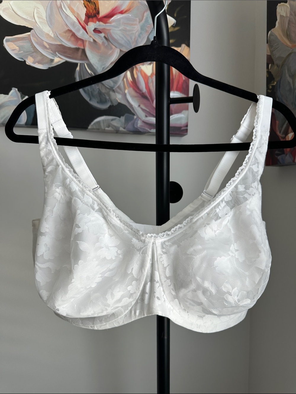Bali White Floral Underwire Full Coverage Bra